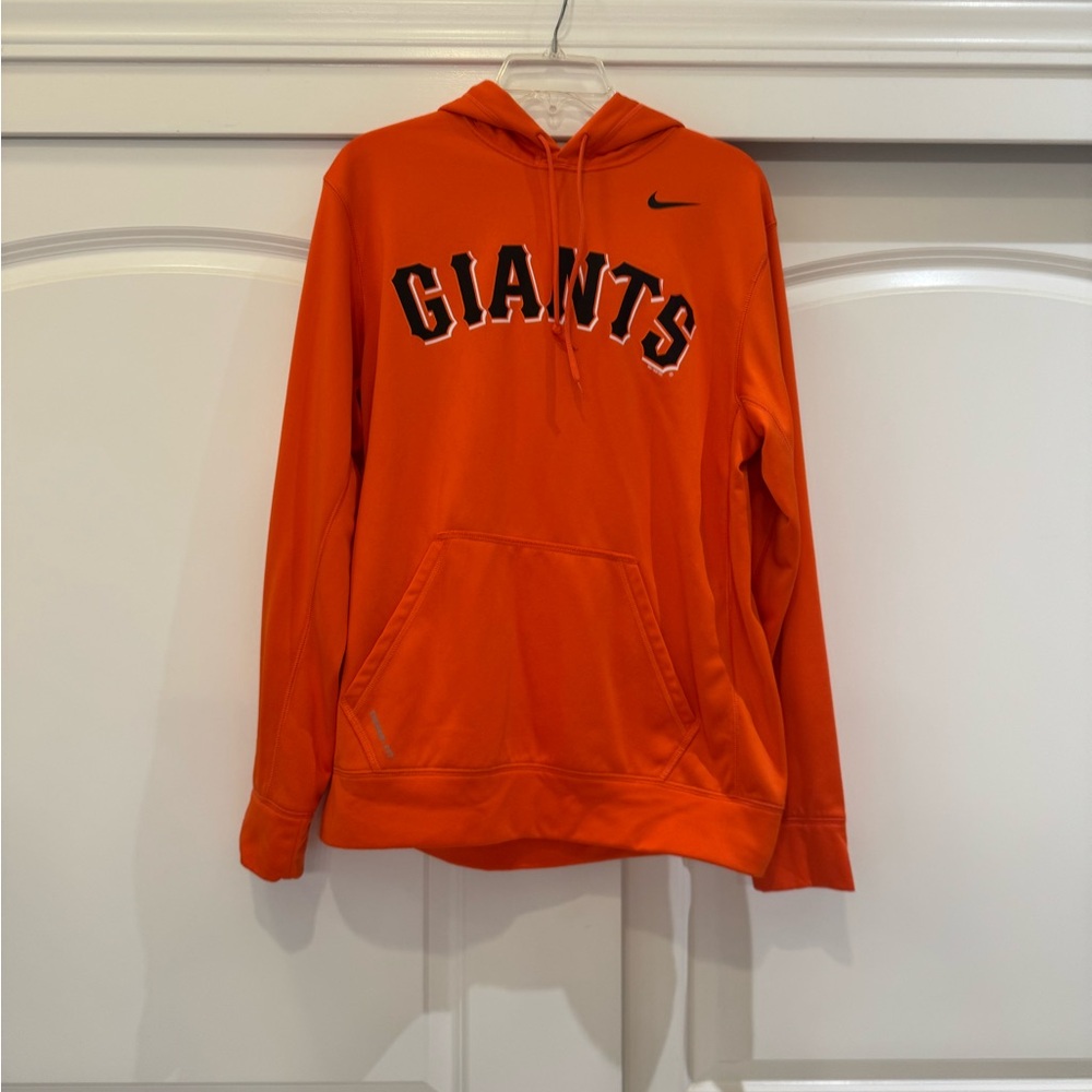 Nike therma fit SF Giants hoodie. Orange. Size medium. EUC.